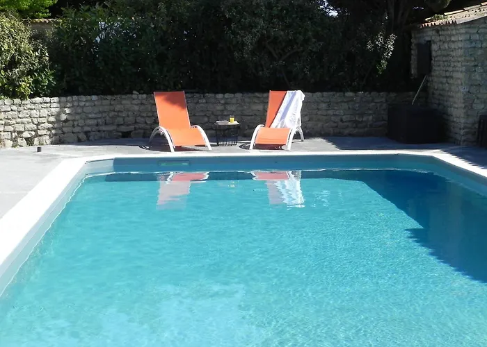 Holiday home Del Re 9 Dans Avec Piscine La Flotte