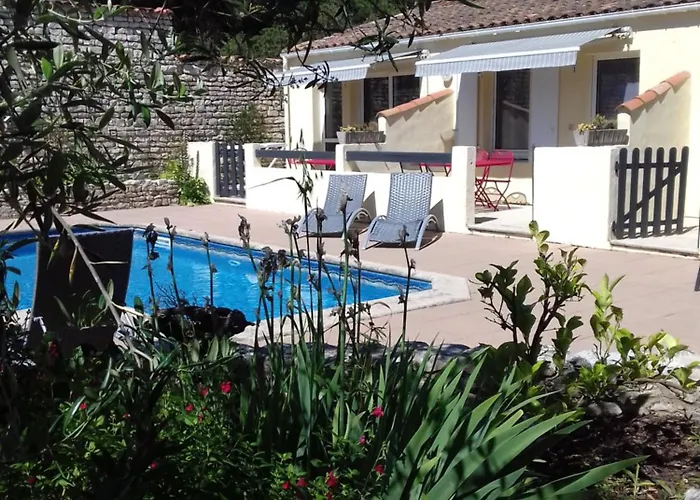 Del Re 9 Dans Avec Piscine Holiday home